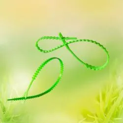 Хомут для подвязки рестений многоразовый  2,5*200 мм (упак. 100шт) Хомут для подвязки рестений многоразовый  2,5*200 мм (упак. 100шт) раздела Комплектующие для парников